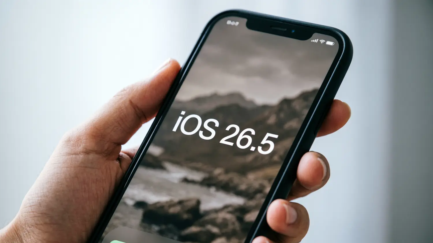 Тестовая iOS 26.5 вышла для разработчиков — Siri отложат до осени